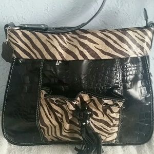 MC Large Pocketbook